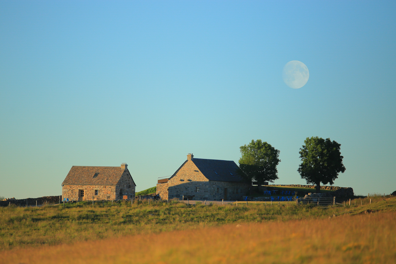 Paysages en Aubrac, Buron et aligot