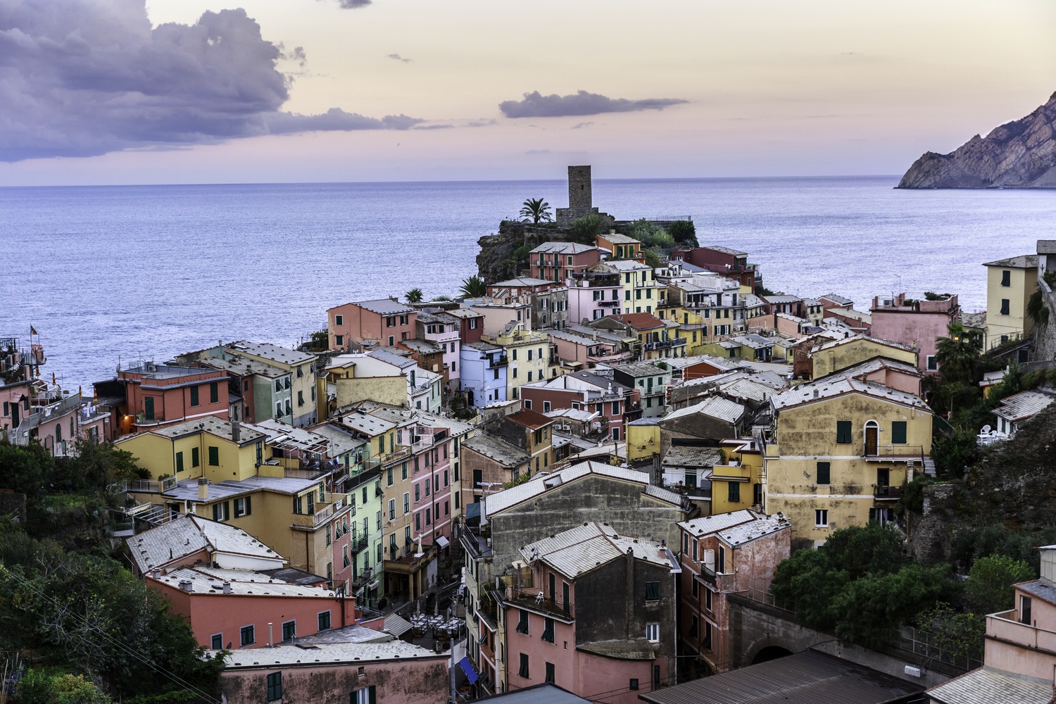 douceur du matin dans les Cinque Terre, Vernazza