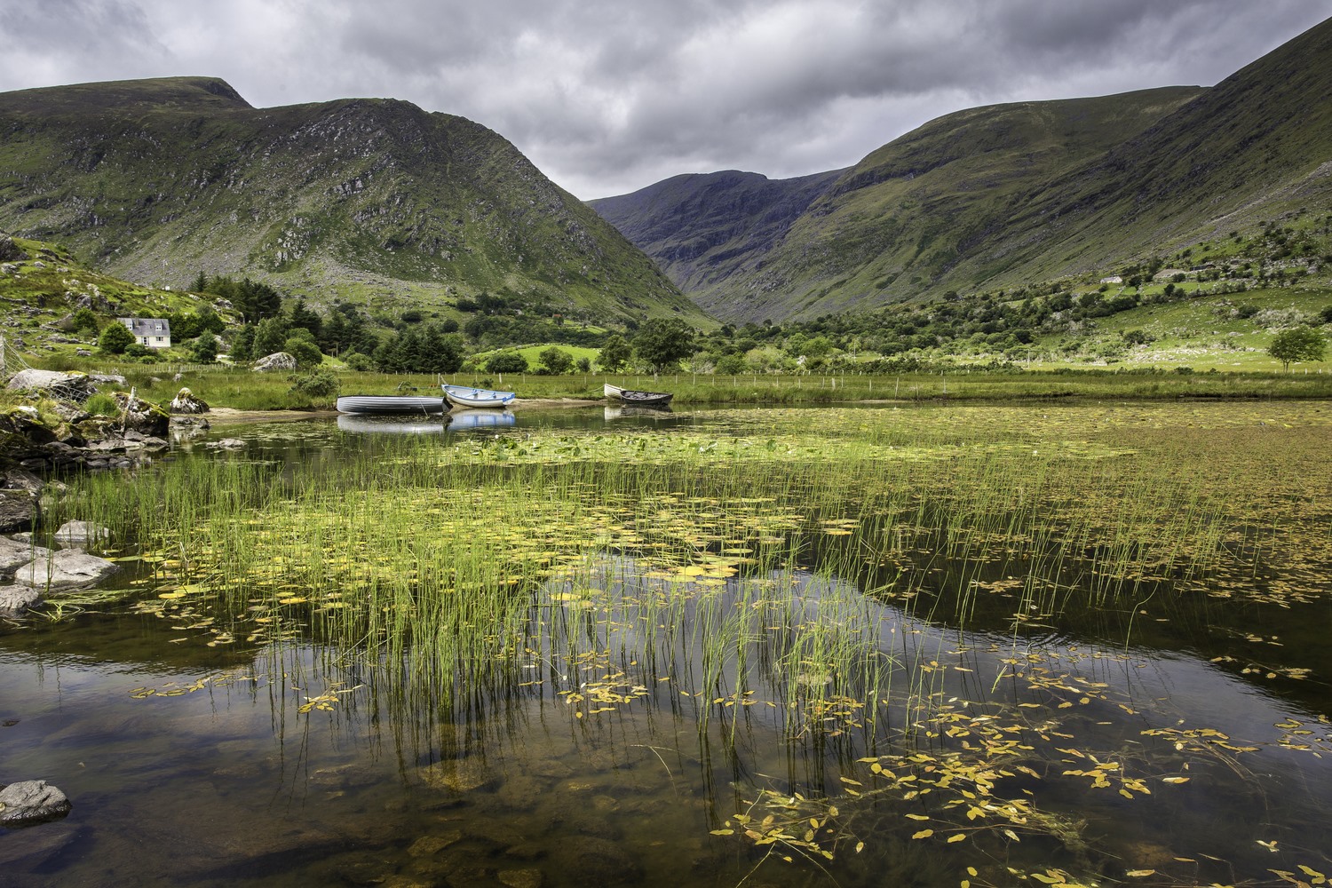 vallée perdue dans les montagnes du Kerry, voyage photo en Irlande