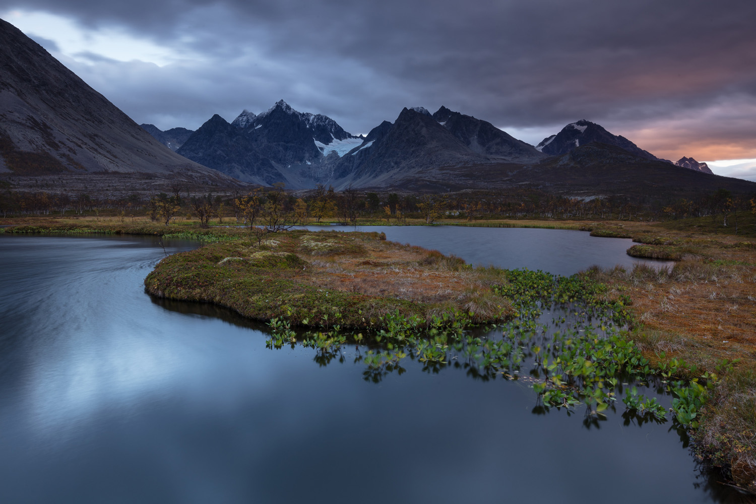 photo de paysage des Alpes de Lyngen, en automne, lors d'un voyage photo en Norvège