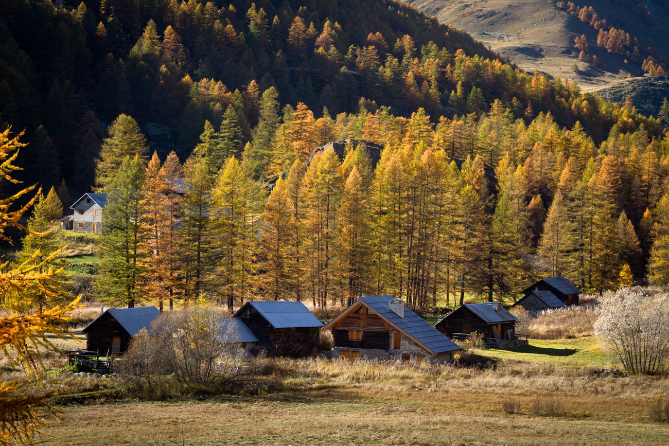 Chalets d'alpage dans la vallée de la Clarée