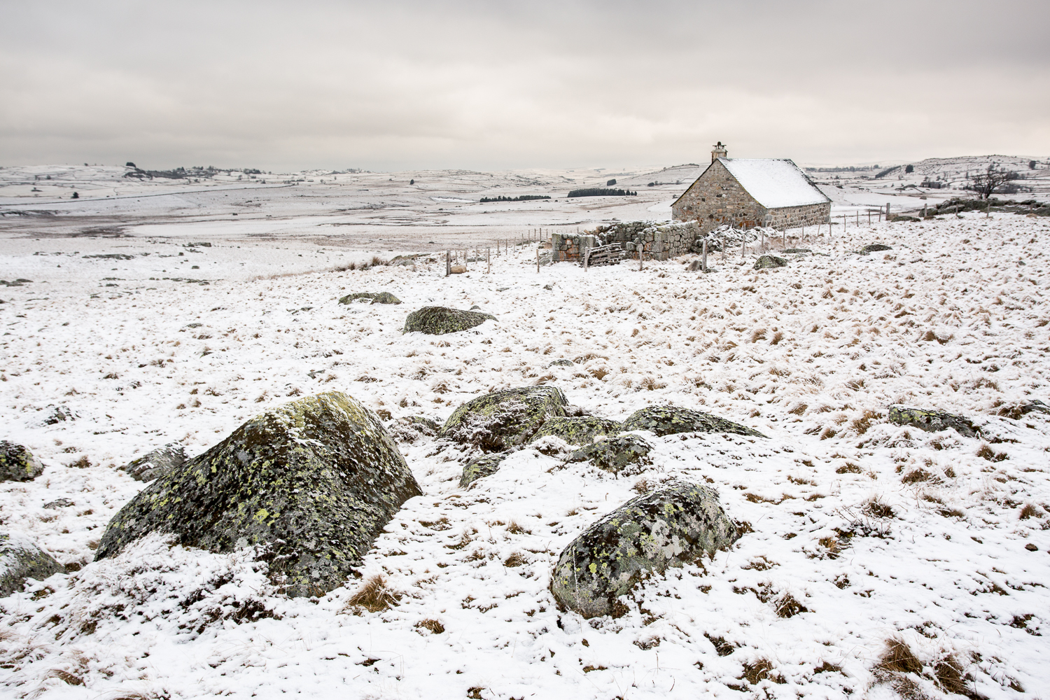 buron d'Aubrac en hiver, stage photo Aubrac en hiver