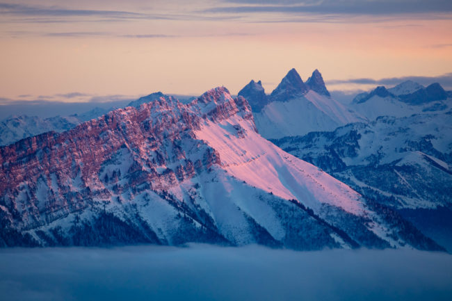 Les Alpes au crépuscule photographiés du Semnoz