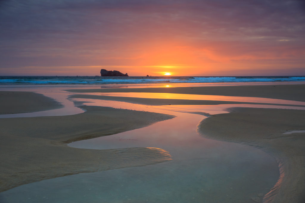 coucher de soleil sur la presqu'île de Crozon, Bretagne